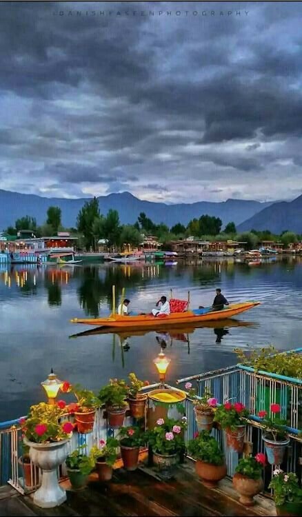 Charming Kashmir 5N/6D